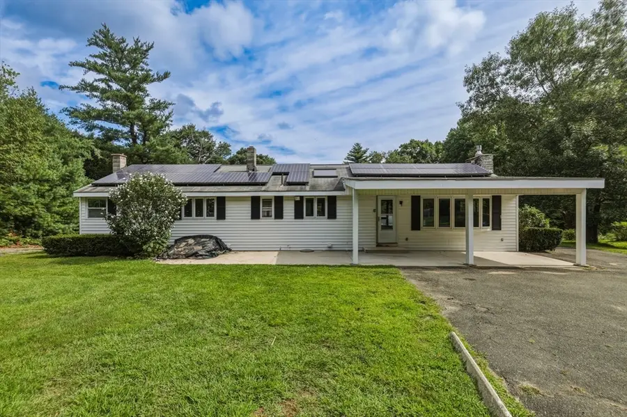 52 Kendall St, Granby, MA 01033 - #3