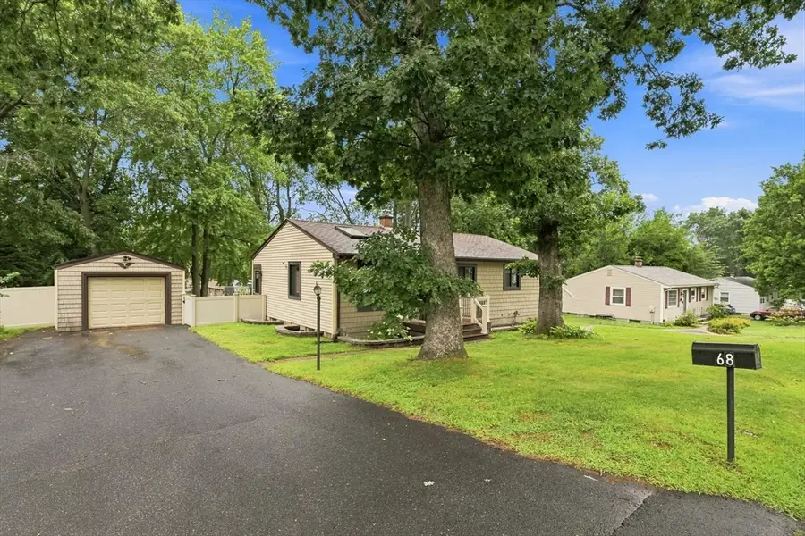 68 Feltham Rd, Springfield, MA 01118 - #2