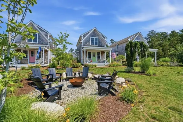 3 Moonlit Trl, Plymouth, MA 02360