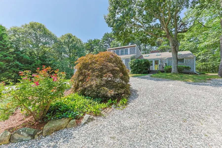 10 S Pond Dr, Brewster, MA 02631 - #3