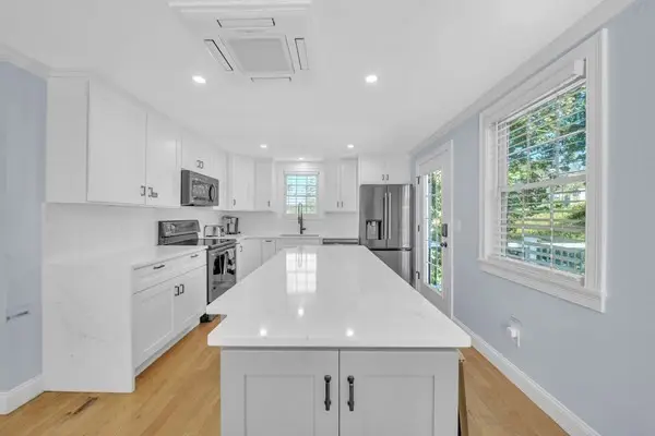 35 Holbrook Ave, Wellfleet, MA 02667 - #3