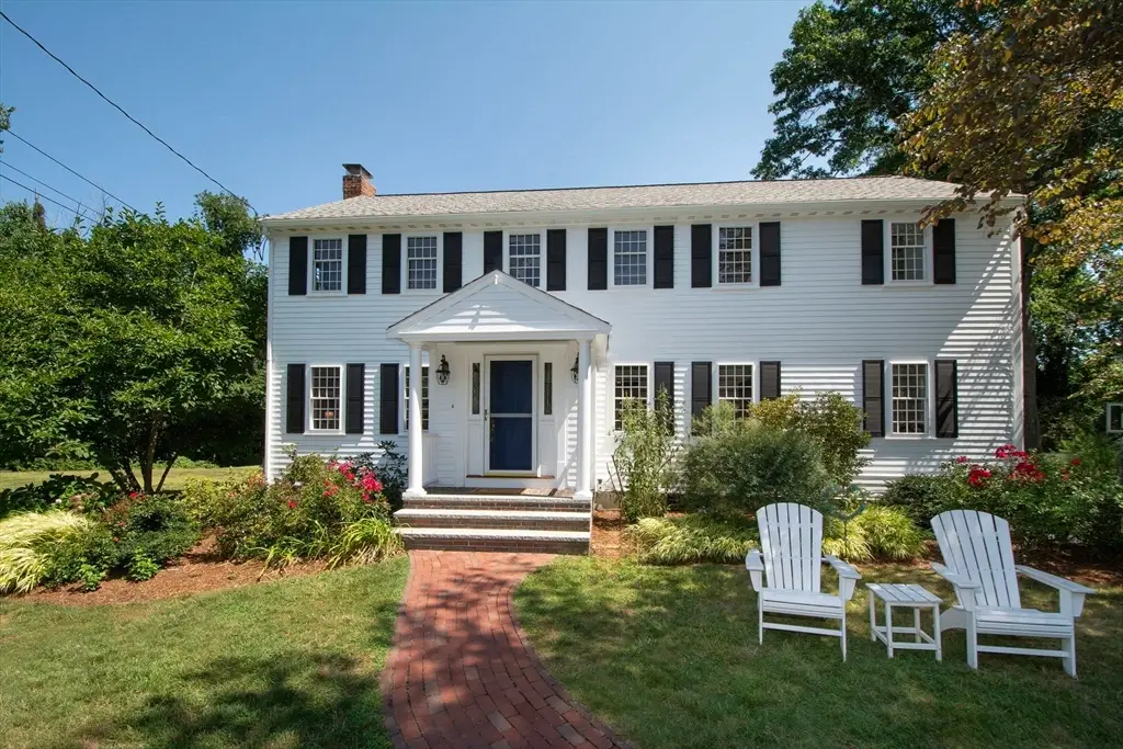 39 Ledgewood Dr, Cohasset, MA 02025 - #1