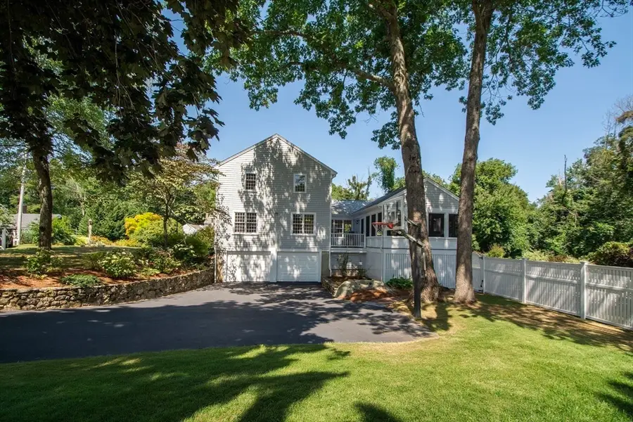 39 Ledgewood Dr, Cohasset, MA 02025 - #2