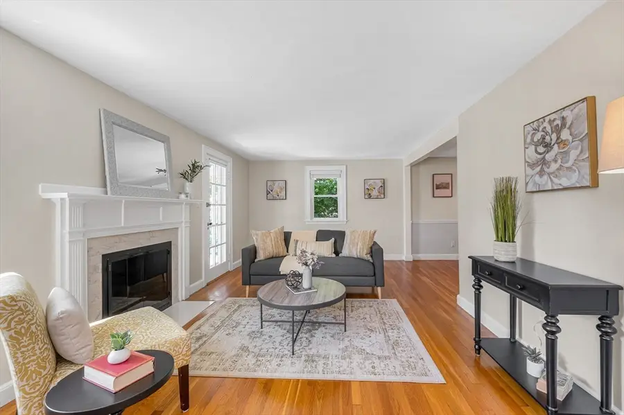 86 Orange Street, Reading, MA 01867 - #3