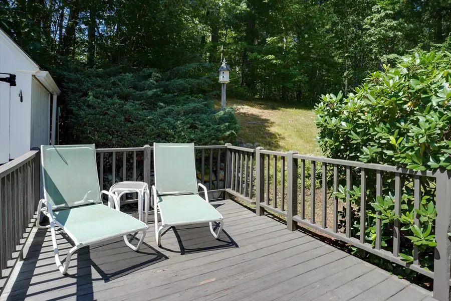 21 Village Green, Norfolk, MA 02056 - #3