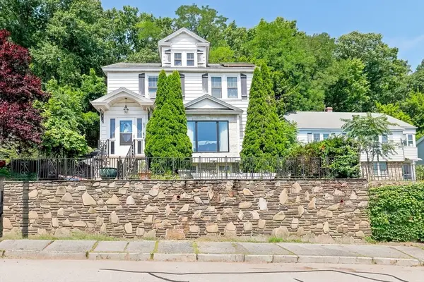 43 Chilmark, Worcester, MA 01604