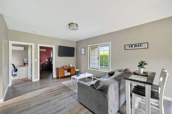 413 Kennedy St, Fall River, MA 02721