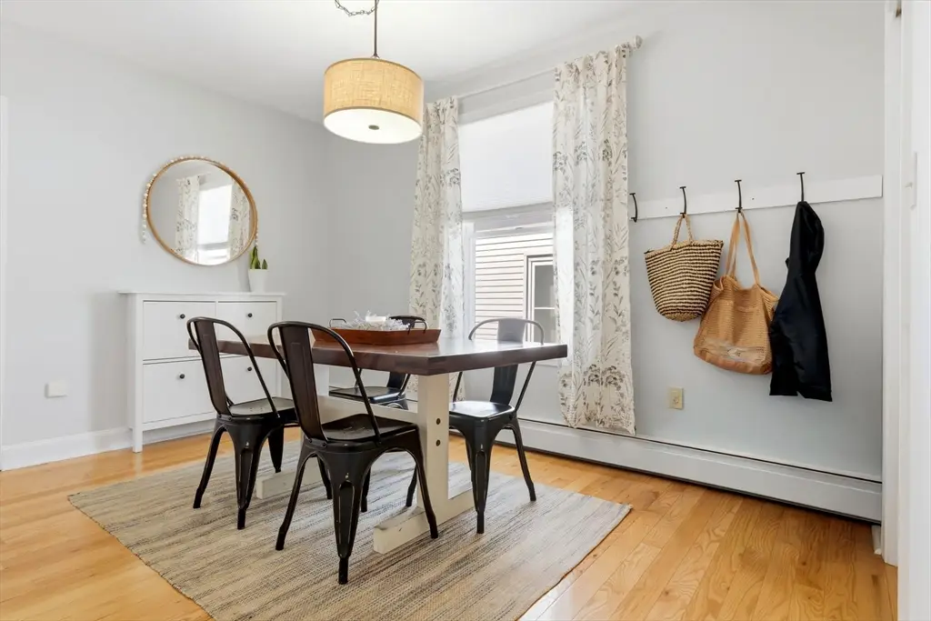 22 Myrtle St, Beverly, MA 01915 - #1