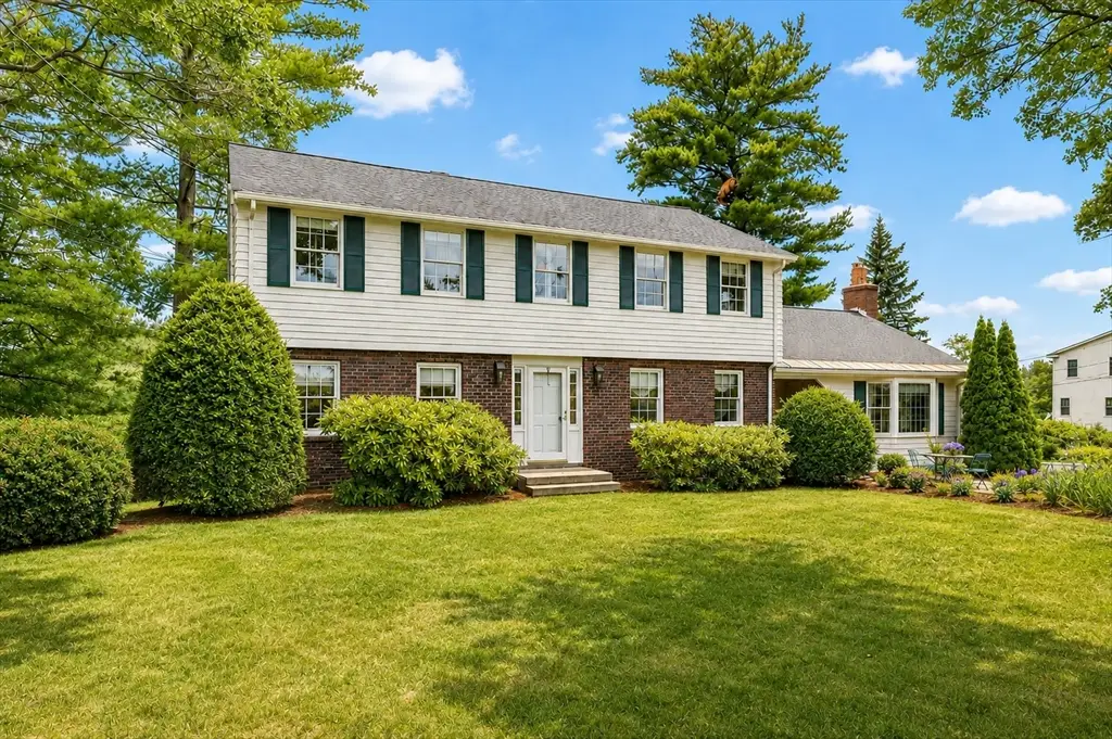 27 Church Ln, Burlington, MA 01803 - #1