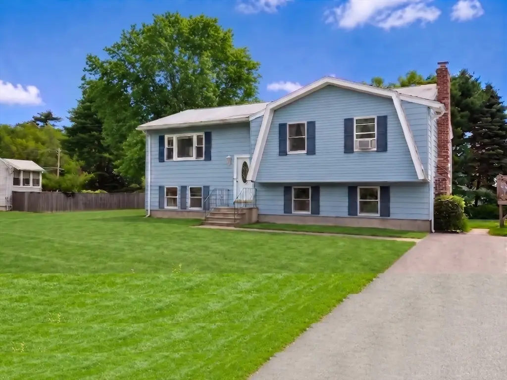 15 Pine Tree Dr, Plainville, MA 02762 - #1