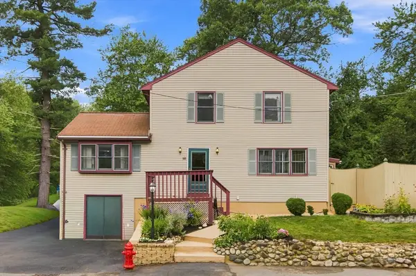 18 Gordon Rd, North Reading, MA 01864