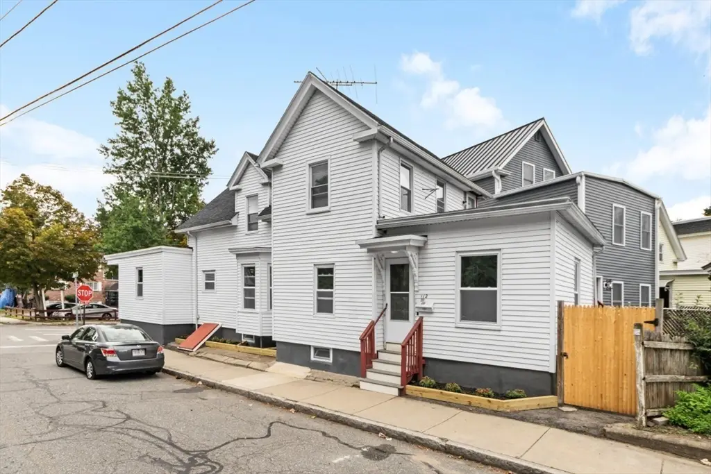 112 Hampshire St, Lowell, MA 01850 - #1