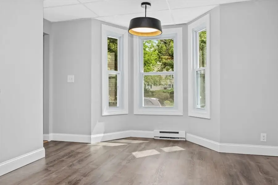 112 Hampshire St, Lowell, MA 01850 - #3