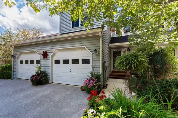 28 Mountain Laurel Lane #28, Fitchburg, MA 01420