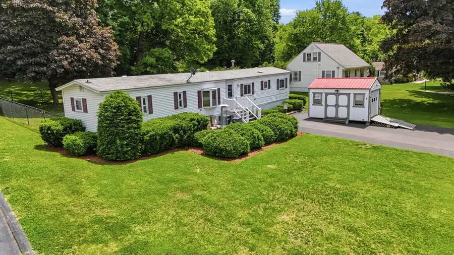 8 Donahue Lane, North Grafton, MA 01536 - #2