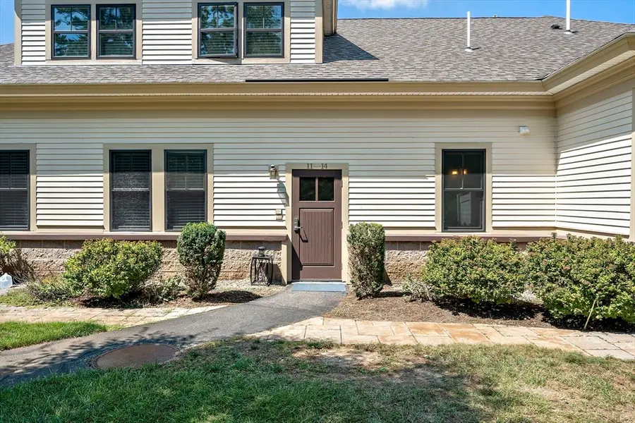 599 Washington St #12, Pembroke, MA 02359 - #2
