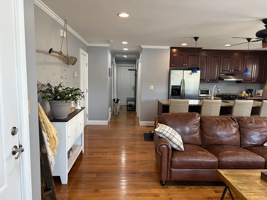 13 1/2 Merrimac St #1, Amesbury, MA 01913 - #3