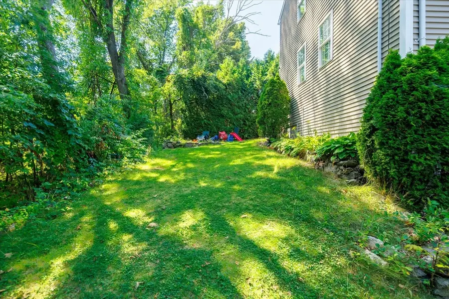 9 Ansonia Rd #A, Worcester, MA 01605 - #3