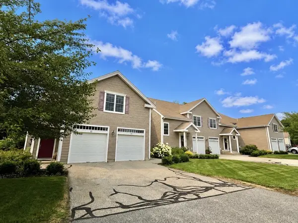 902 Main St #52, Hanson, MA 02341