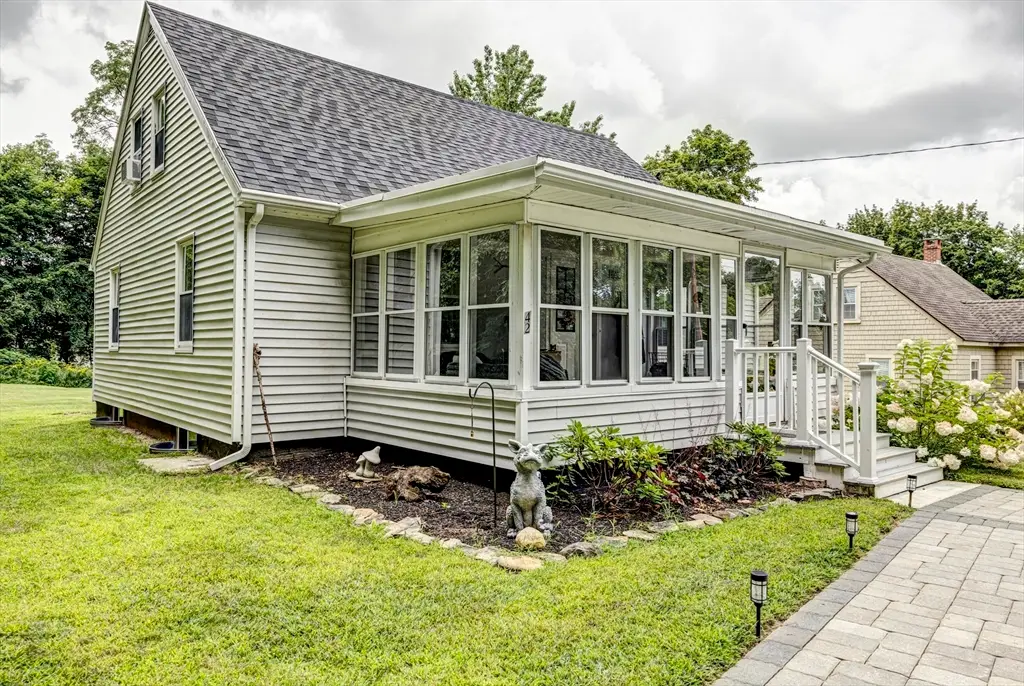 42 Pleasant View Avenue, Lunenburg, MA 01462 - #1