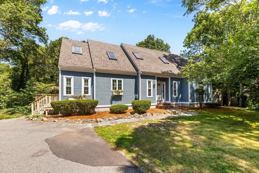 42 Mattapan St, Teaticket, MA 02536 - #3