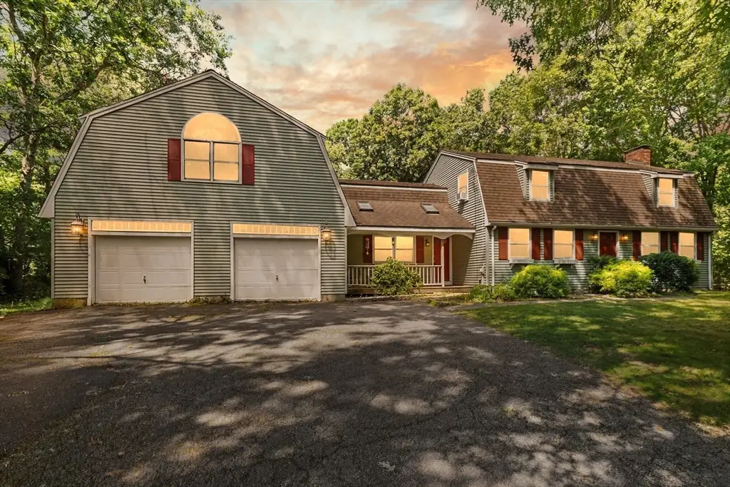 42 Summer St, Foxboro, MA 02035 - #1