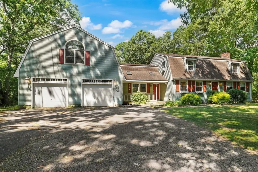 42 Summer St, Foxboro, MA 02035 - #3