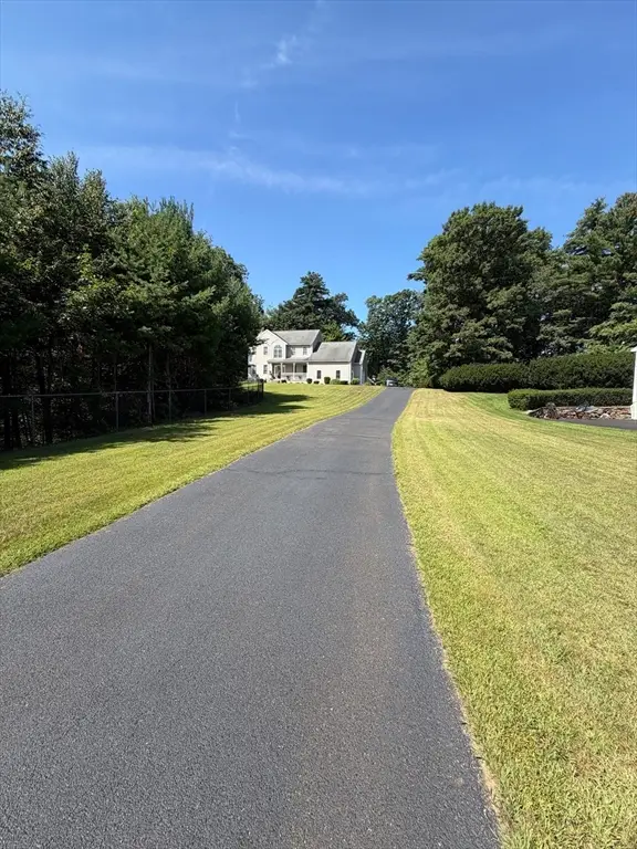 11 Brenton Wood, Hudson, MA 01749 - #2