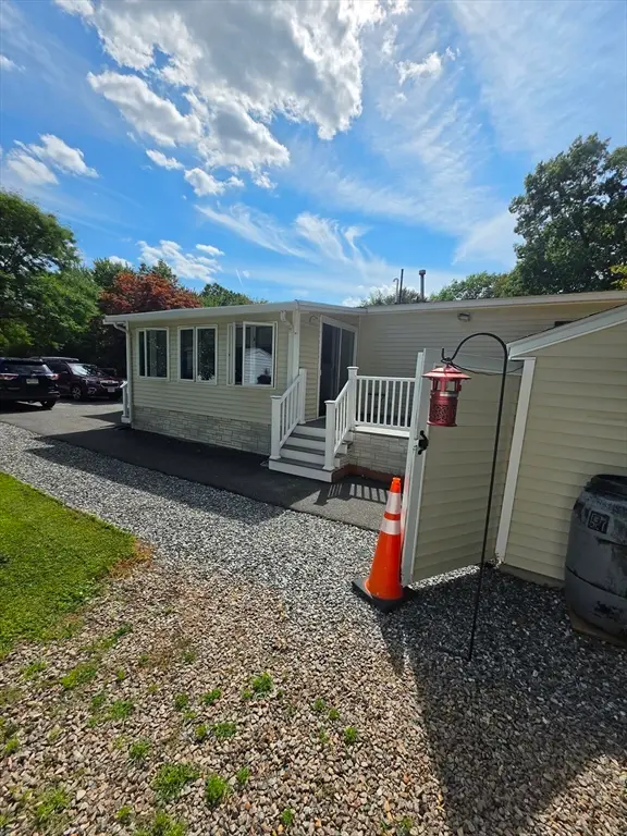 16 Kylee Dr, Plainville, MA 02762 - #3