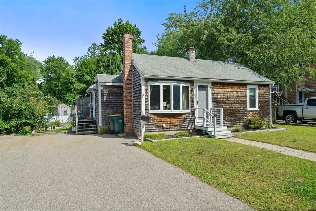 723 Old Randolph, Abington, MA 02351 - #1