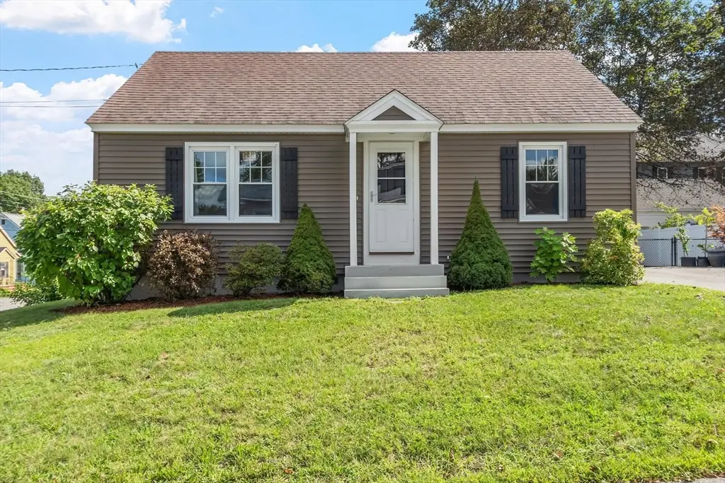 4 Maverick St, Fitchburg, MA 01420 - #1