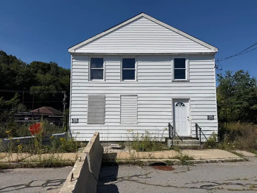 4 Front Street, Winchendon, MA 01475 - #2