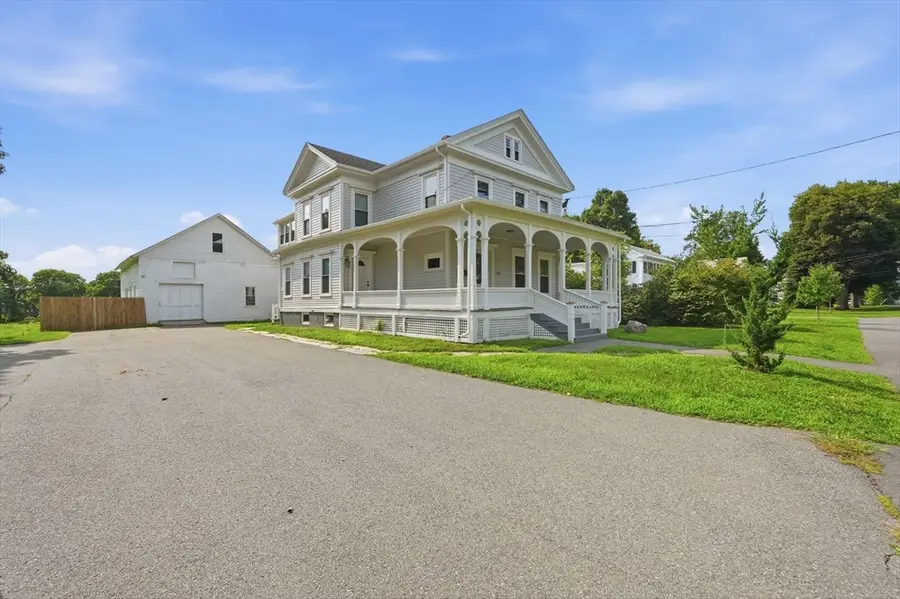1136 N Pleasant St, Amherst, MA 01002 - #2