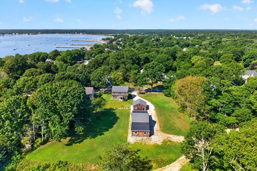 4 Oakland St, Mattapoisett, MA 02739 - #2