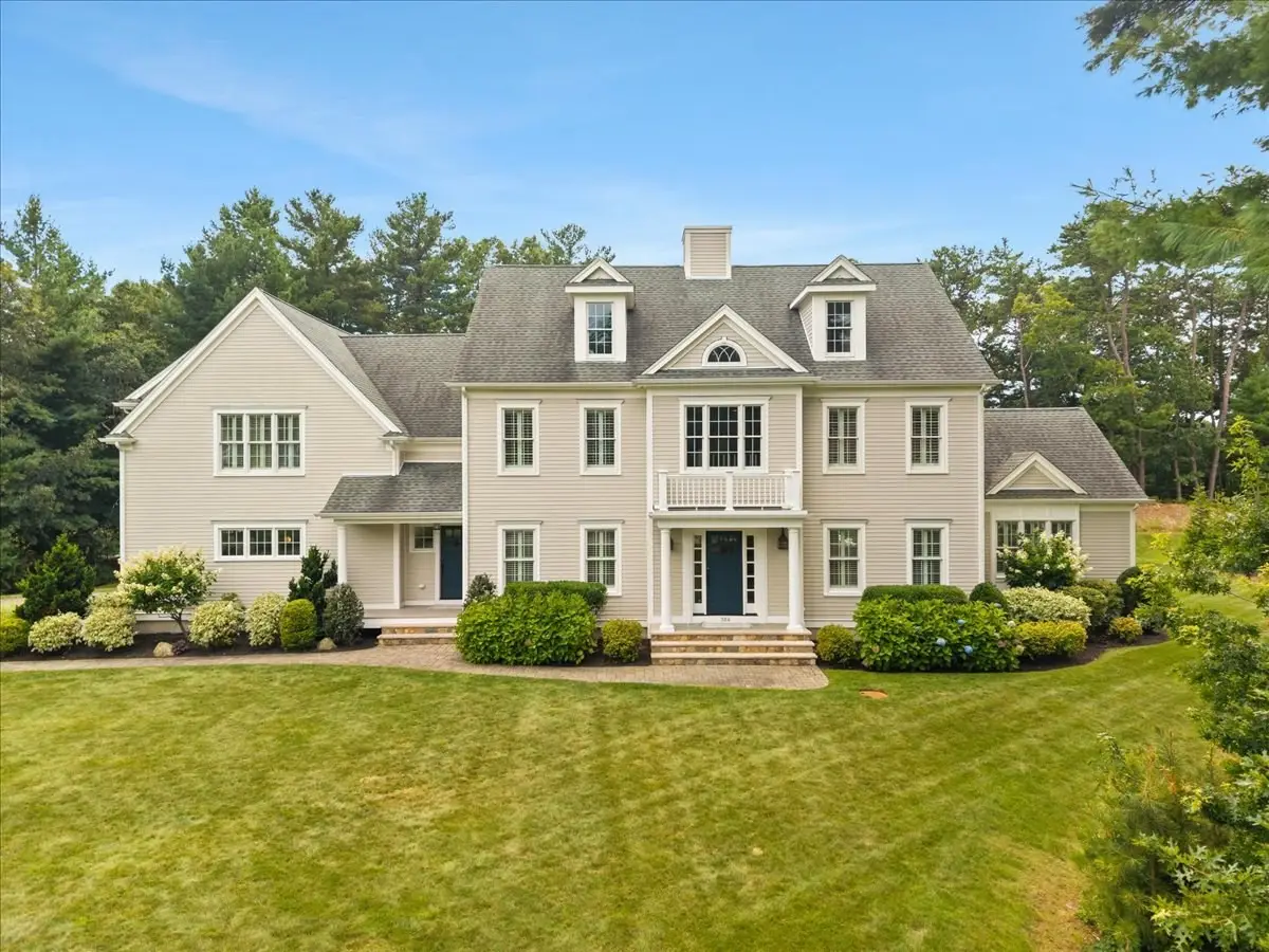 384 Country Club Way, Kingston, MA 02364 - #1