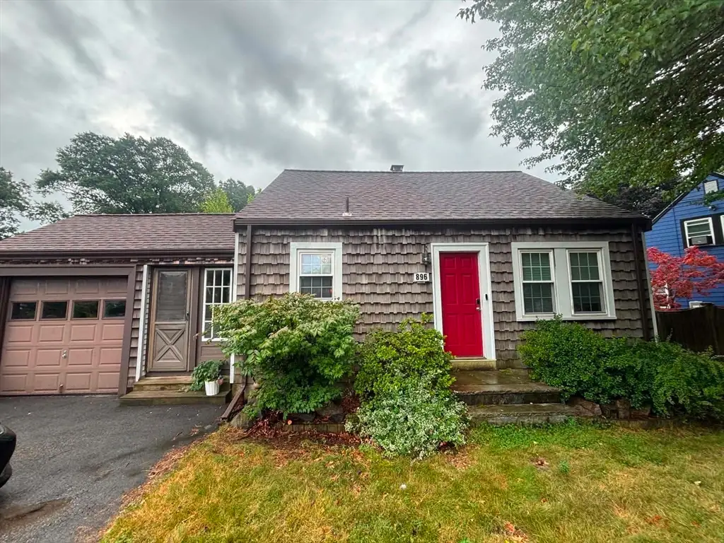 896 East St, Dedham, MA 02026 - #1