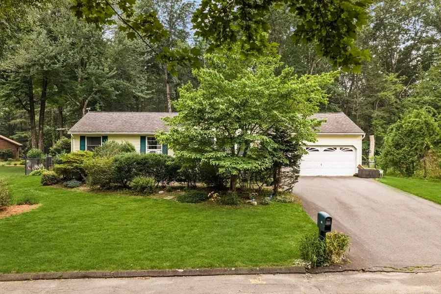 22 Carillon Circle, Easthampton, MA 01027 - #2