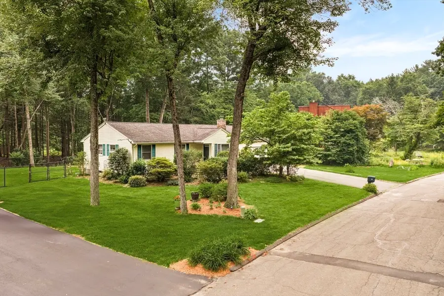 22 Carillon Circle, Easthampton, MA 01027 - #3
