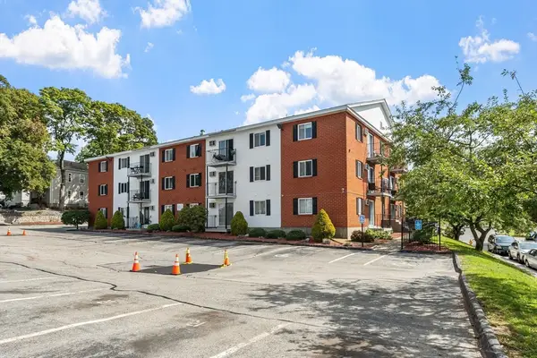 56 Edgeworth #16, Worcester, MA 01605