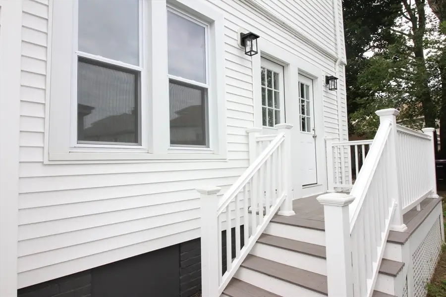 19-21 Thomas Ave, Holyoke, MA 01040 - #2