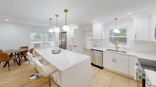 1 Albion Rd, Billerica, MA 01821