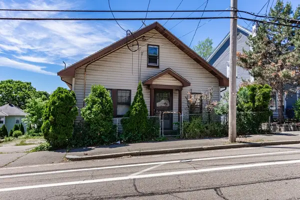 40 Quarry Street, Quincy, MA 02169