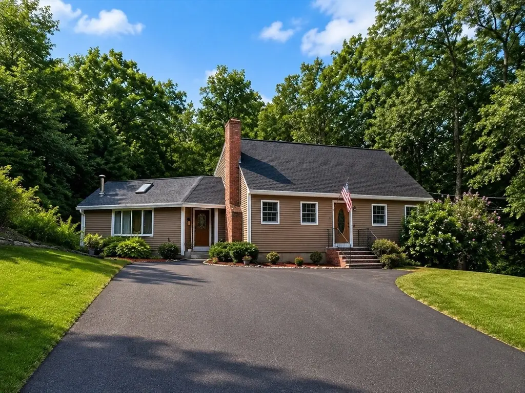 9 Westgate Rd, North Billerica, MA 01862 - #1