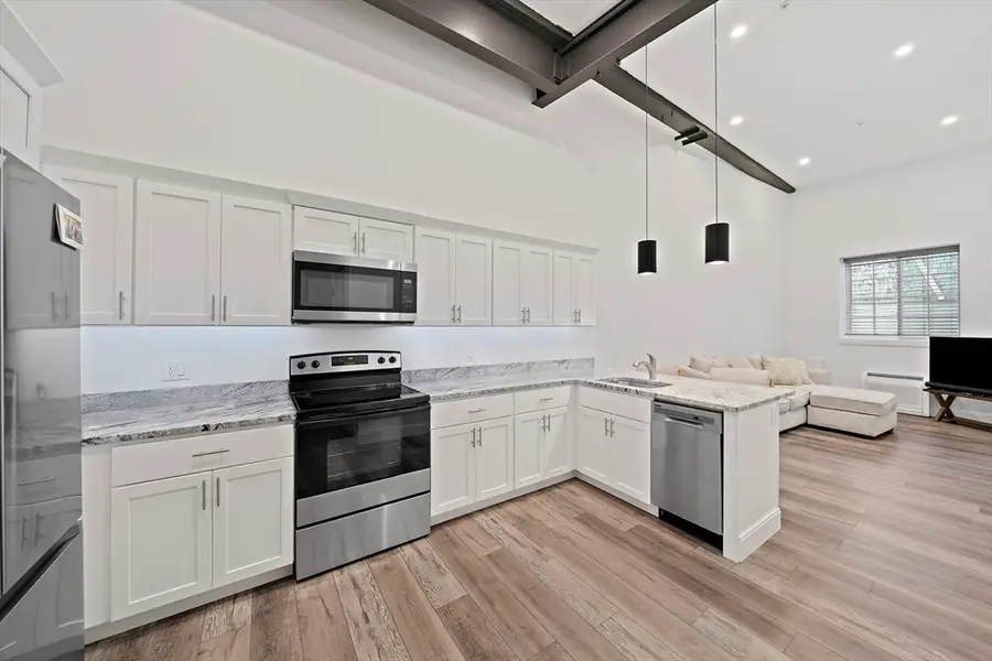 10 Water St #3, Plymouth, MA 02360 - #2