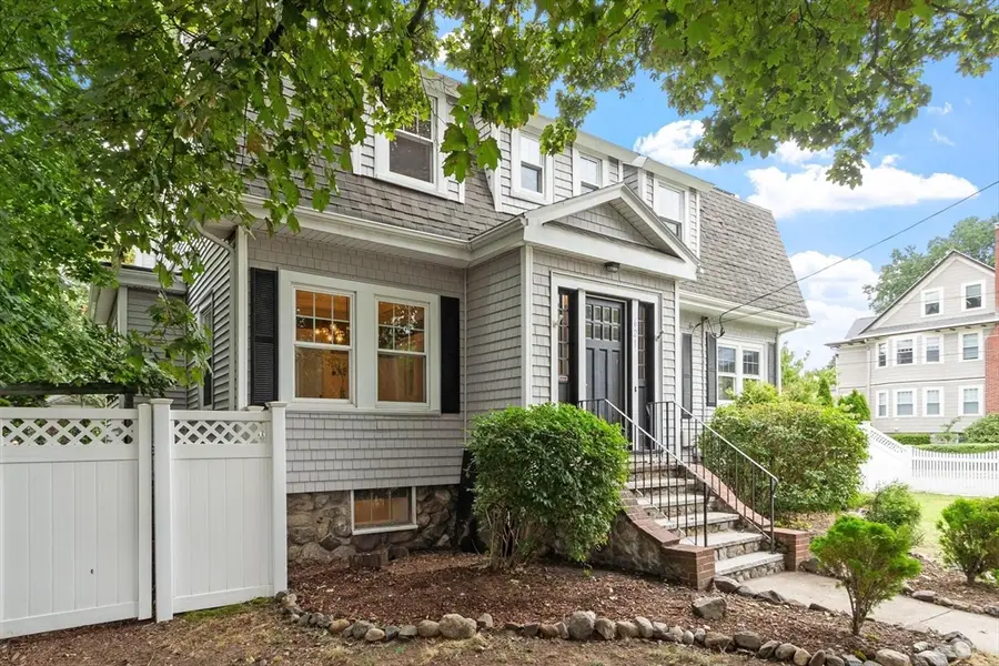621 High St, Medford, MA 02155 - #3