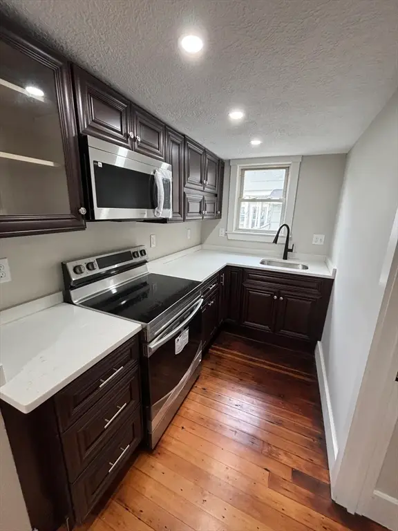 22 Pleasant St, Fitchburg, MA 01420 - #3