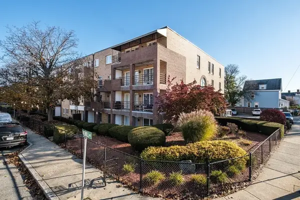 314 Riverside Avenue #304, Medford, MA 02155