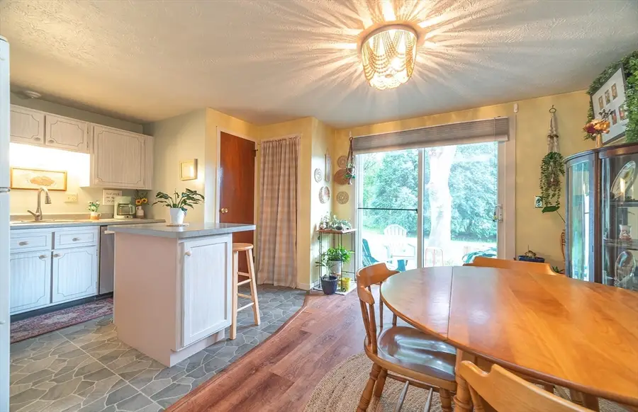 8 Keegan #E, Greenfield, MA 01301 - #3