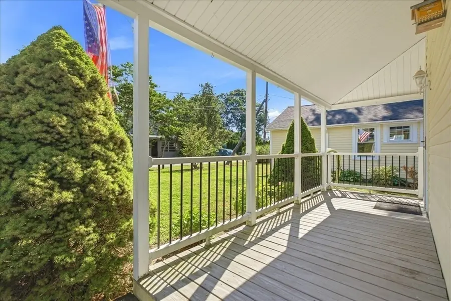 2 Bartlett Ave, Duxbury, MA 02332 - #3