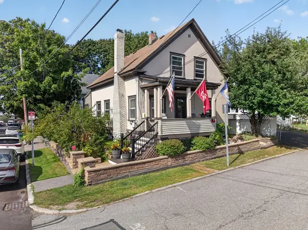 103 B Street, Lowell, MA 01851